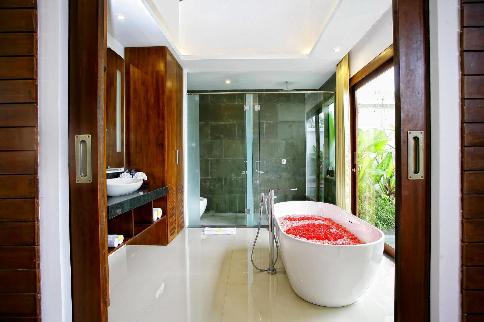 Anari Villas Kuta Legian Esterno foto