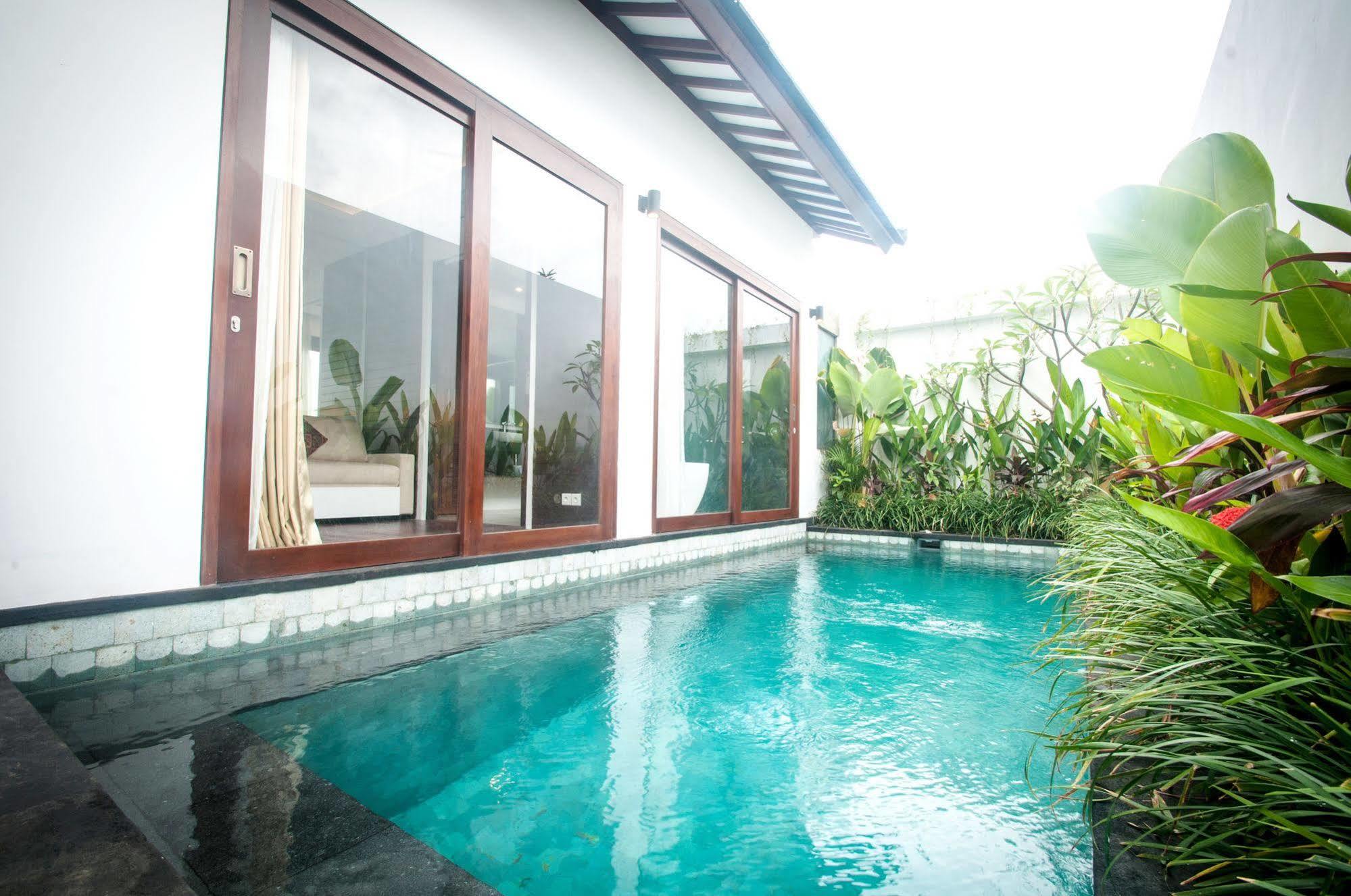 Anari Villas Kuta Legian Esterno foto