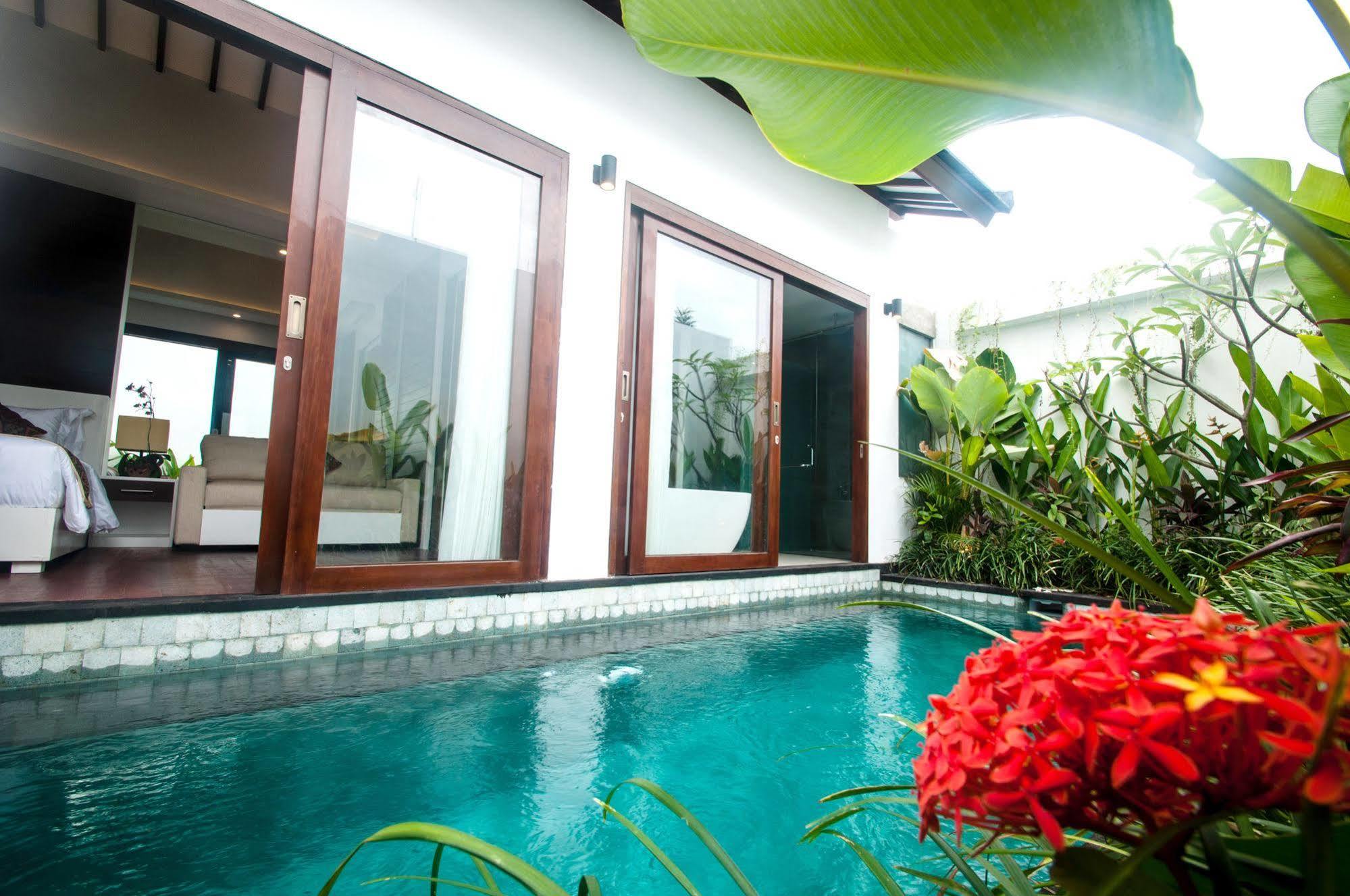 Anari Villas Kuta Legian Esterno foto